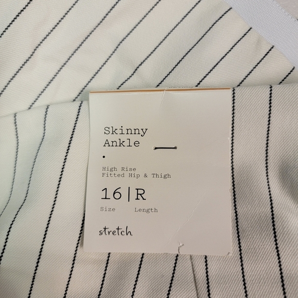 A New Day Pants Wide-Leg Elastic Waist Ivory Striped Skinny Ankle Womens Size 16 - Picture 6 of 8